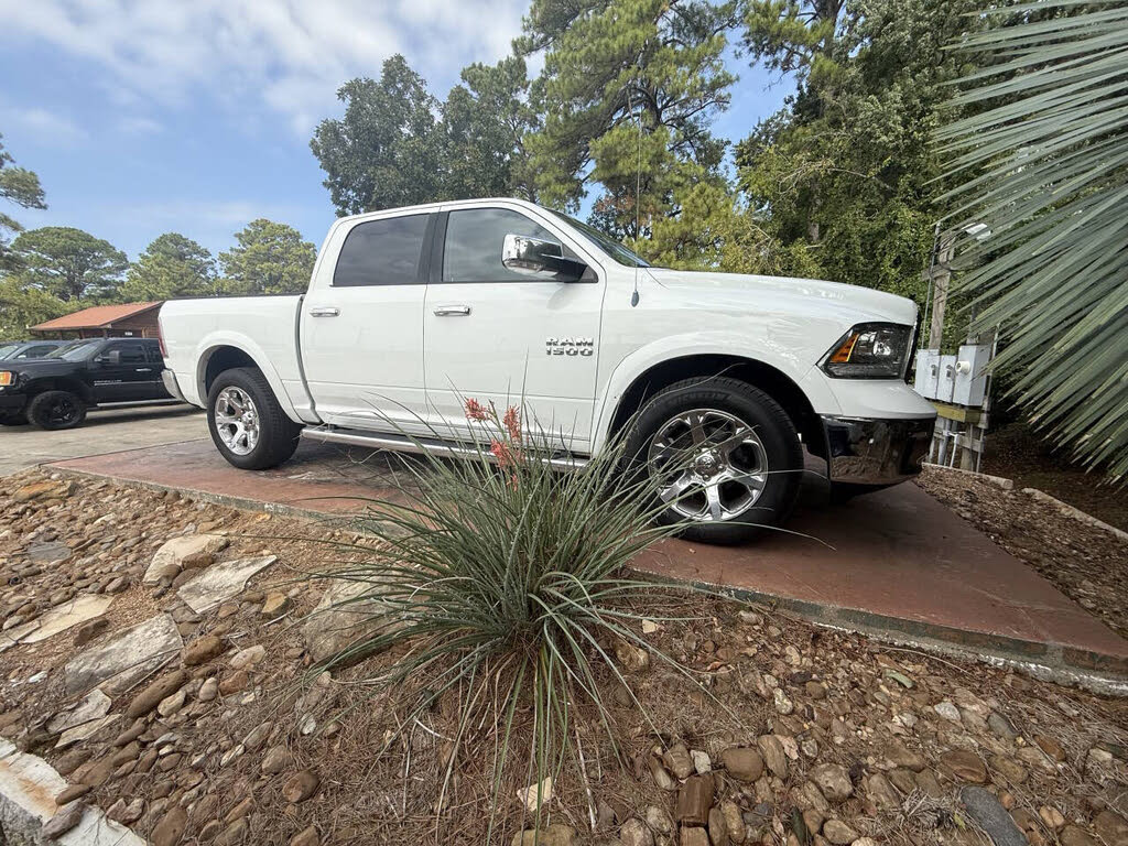 2013 RAM 1500 Laramie Crew Cab 4WD