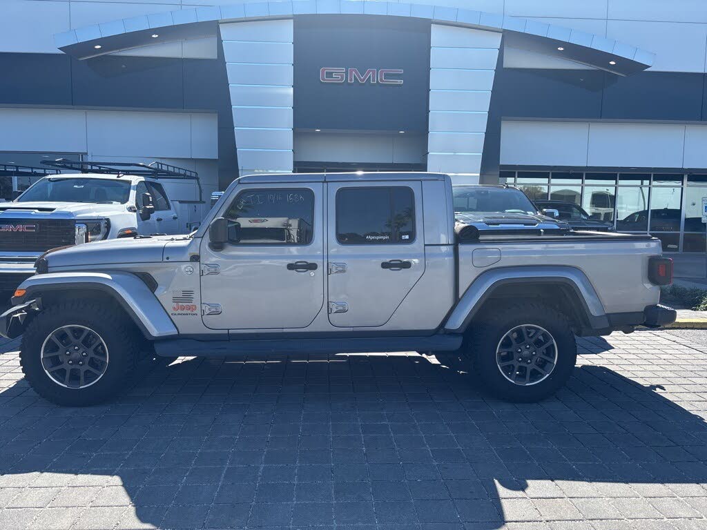 2020 Jeep Gladiator Overland Crew Cab 4WD