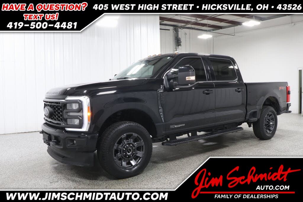 2023 Ford F-250 Super Duty Lariat Crew Cab 4WD
