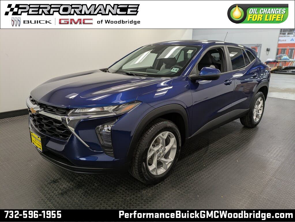 2024 Chevrolet Trax LS FWD