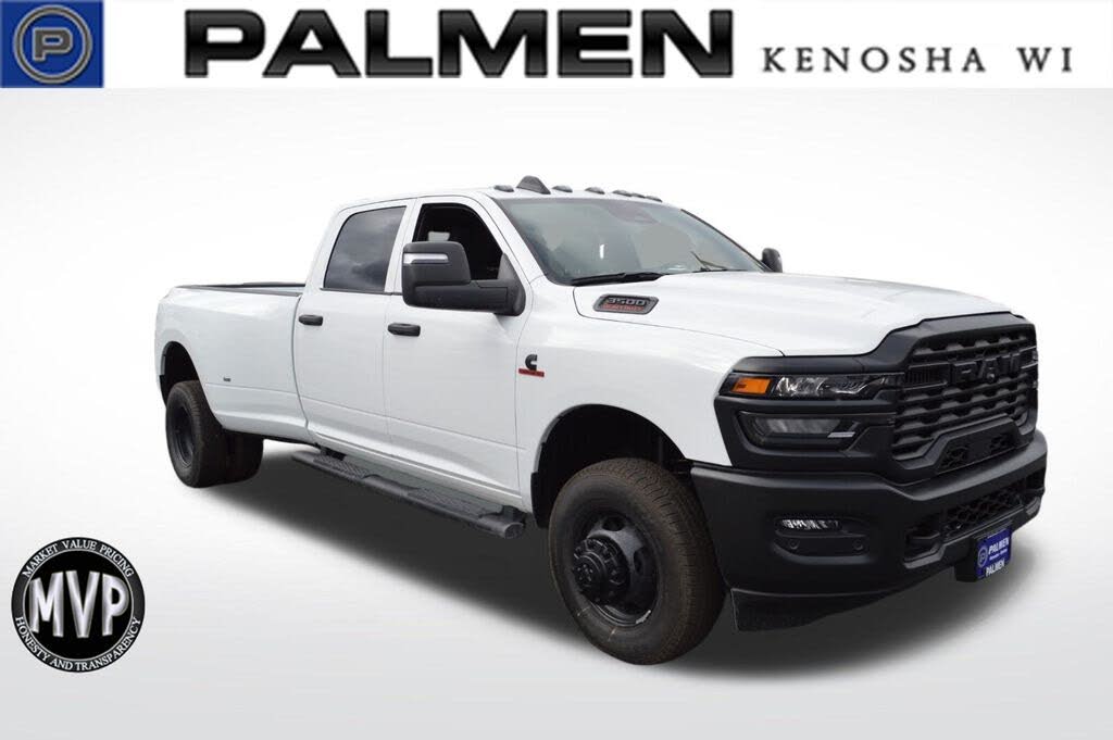 2026 RAM 3500 Tradesman Crew Cab LB DRW 4WD