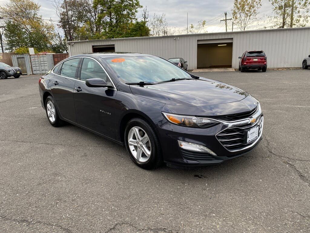2023 Chevrolet Malibu LT with 1LT FWD
