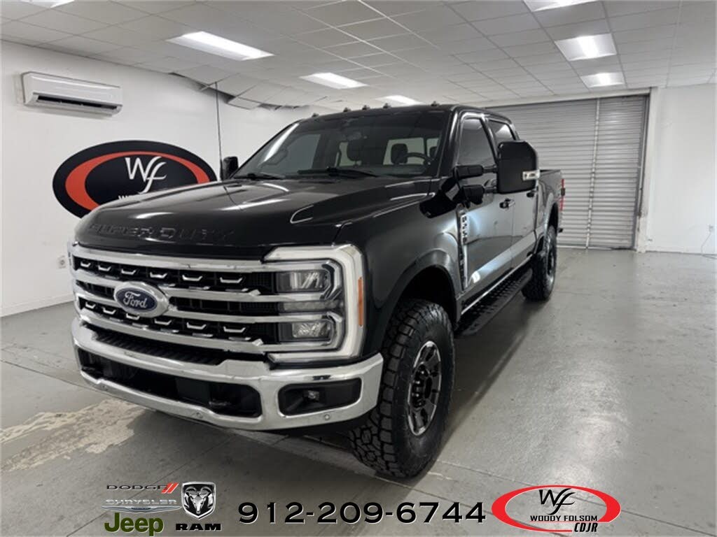 2023 Ford F-250 Super Duty Lariat Crew Cab 4WD