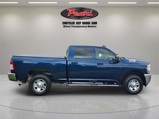 2024 RAM 2500 Tradesman Crew Cab 4WD