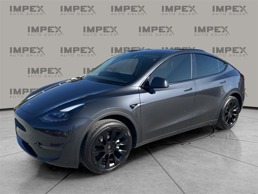2024 Tesla Model Y Long Range RWD
