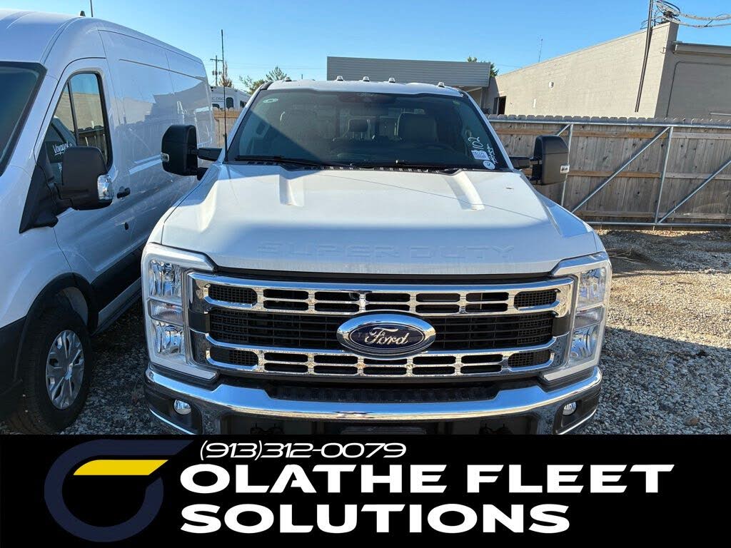2025 Ford F-350 Super Duty Chassis XL SuperCab DRW 4WD