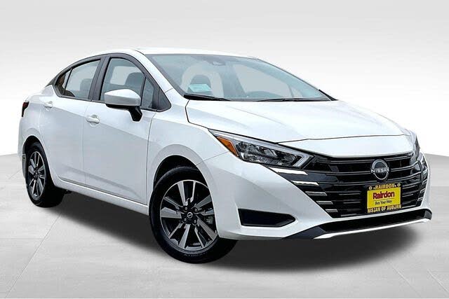 2025 Nissan Versa SV FWD