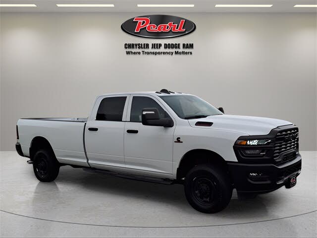 2025 RAM 2500 Tradesman Crew Cab LB 4WD