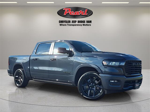 2026 RAM 1500 Laramie Crew Cab 4WD