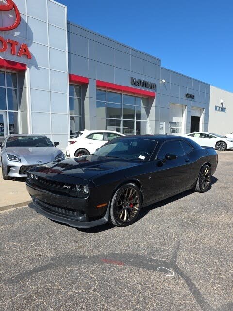 2016 Dodge Challenger SRT Hellcat RWD