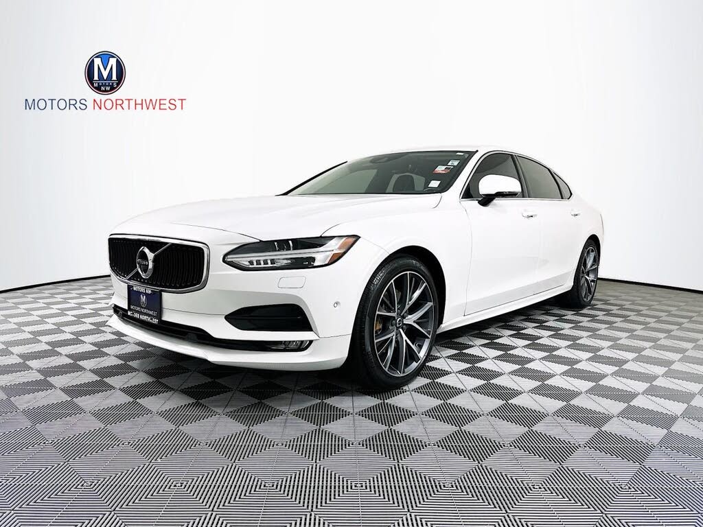 2019 Volvo S90 T5 Momentum