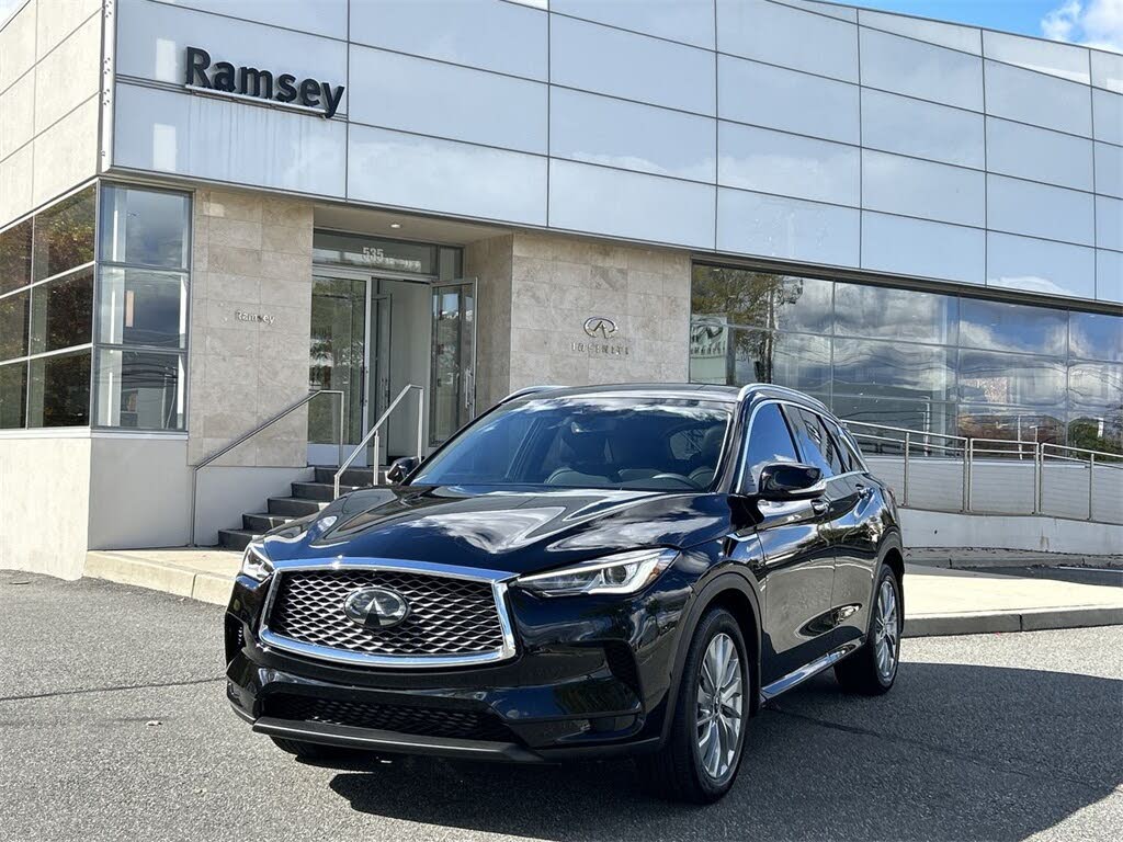 2023 INFINITI QX50 Luxe AWD