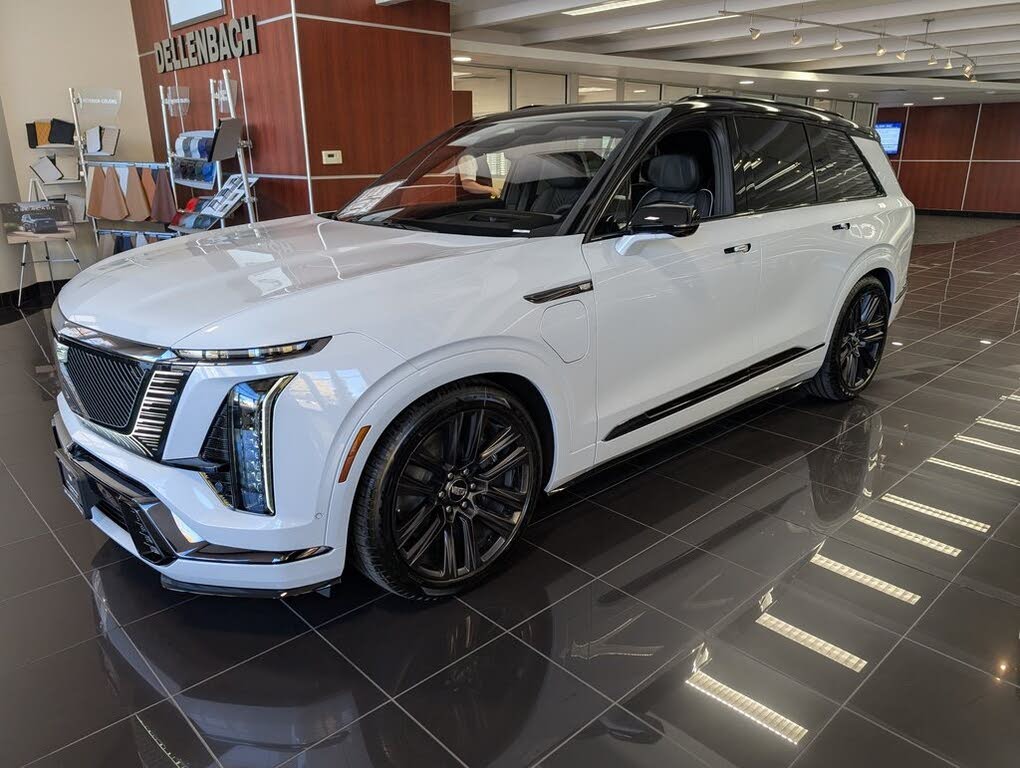 2026 Cadillac VISTIQ Platinum AWD