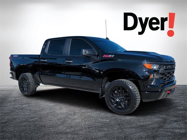 2023 Chevrolet Silverado 1500 Custom Trail Boss Crew Cab 4WD