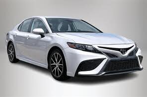 Toyota Camry SE FWD