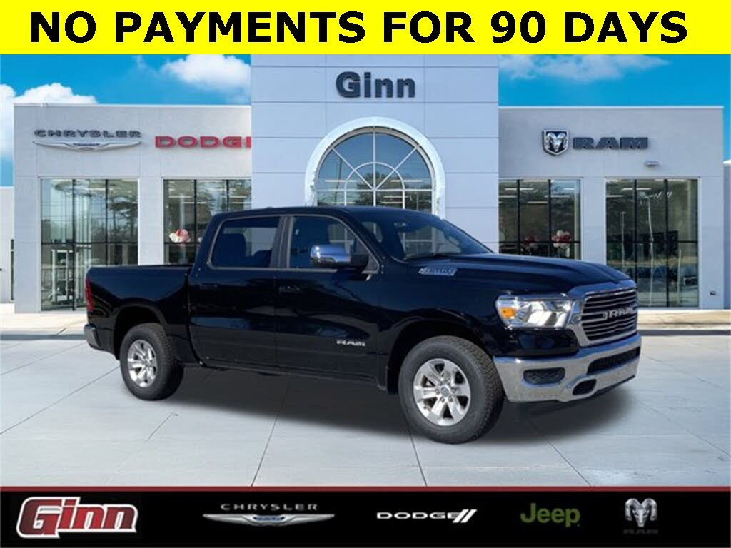 2024 RAM 1500 Laramie Crew Cab 4WD