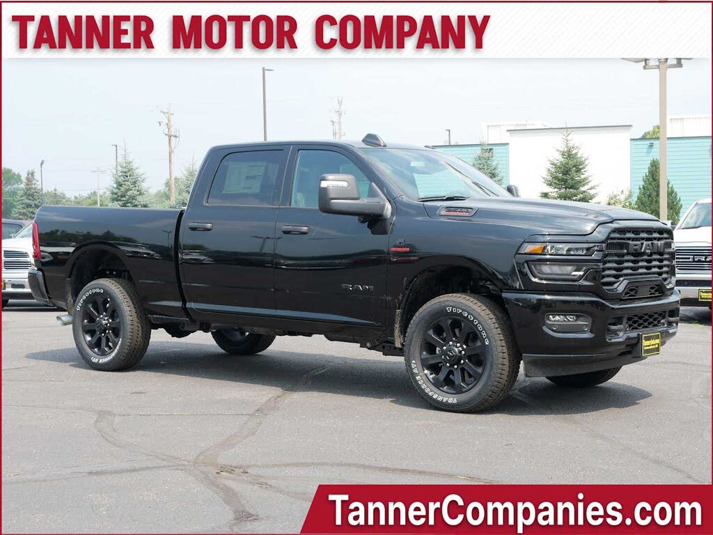 2025 RAM 2500 Big Horn Crew Cab 4WD