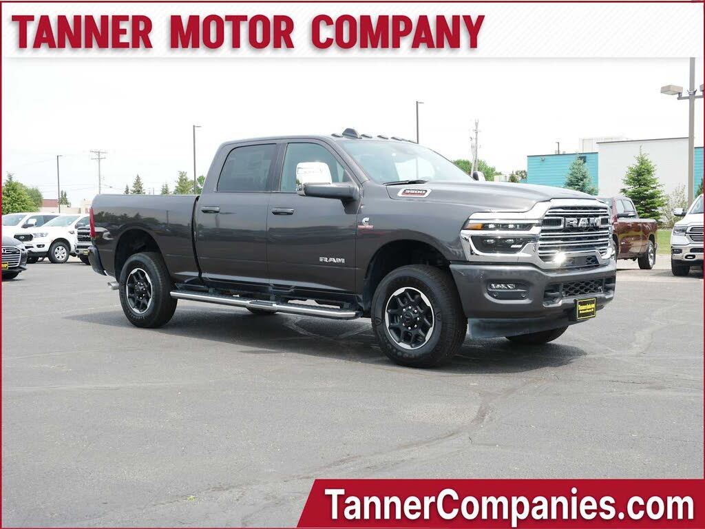 2025 RAM 3500 Laramie Crew Cab 4WD