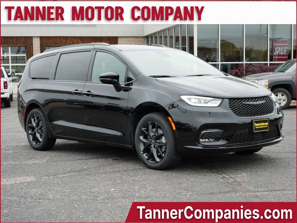 2026 Chrysler Pacifica Limited AWD