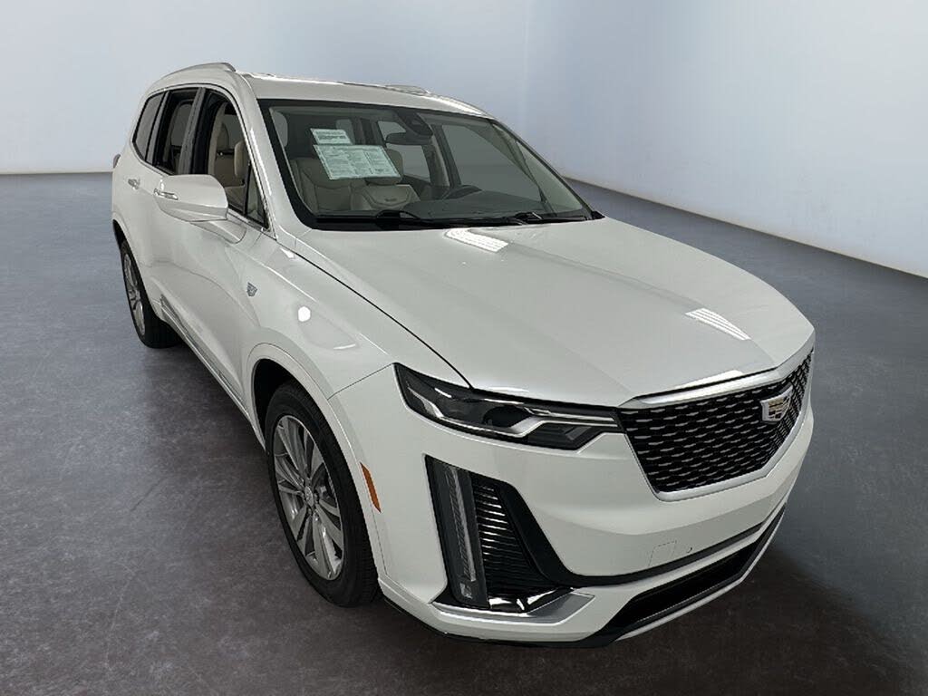 2022 Cadillac XT6 Premium Luxury AWD