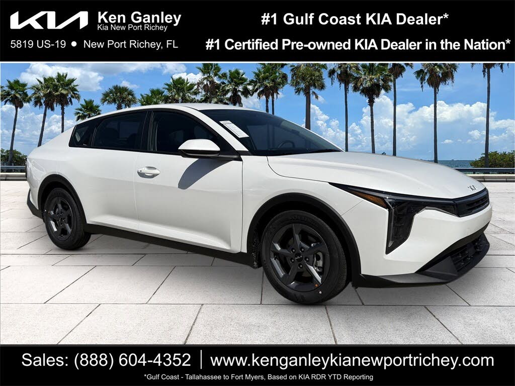 2025 Kia K4 LXS FWD