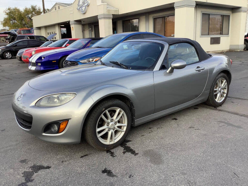 2009 Mazda MX-5 Miata Sport Hardtop Convertible