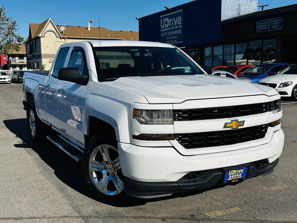 2017 Chevrolet Silverado 1500 Custom Double Cab 4WD