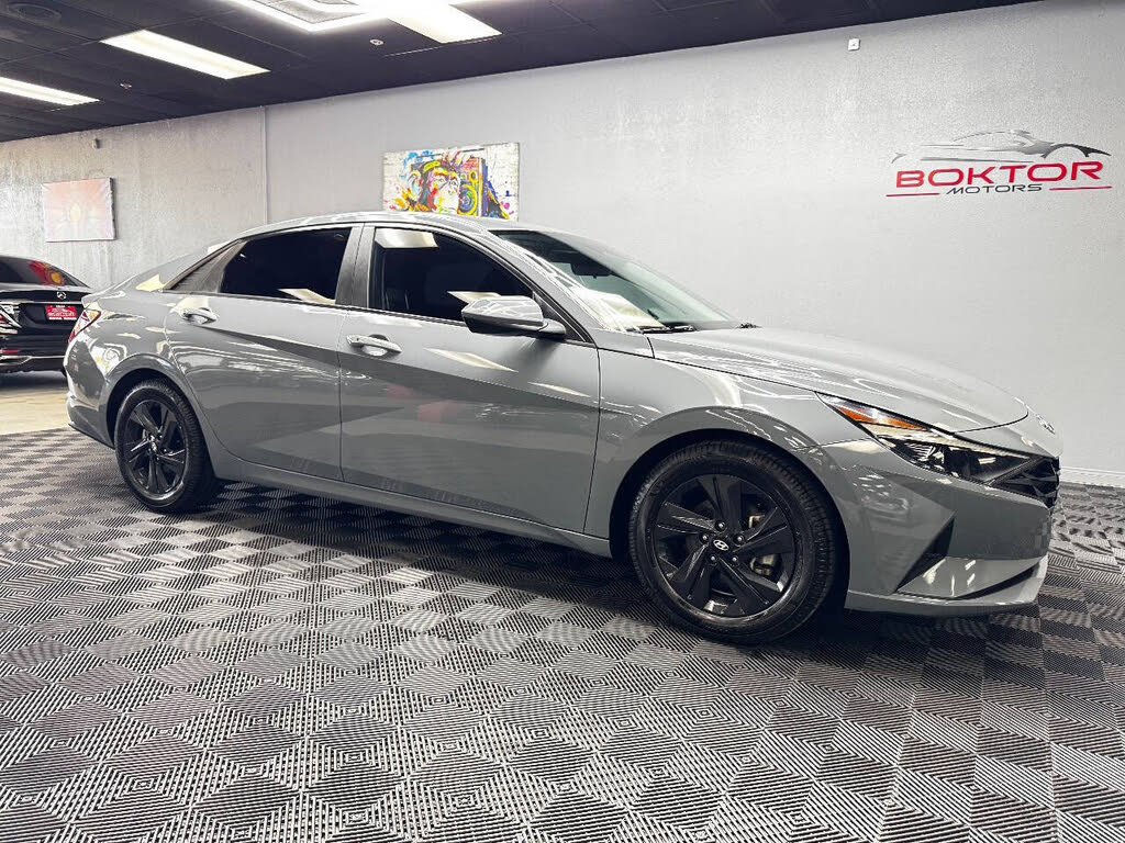 2021 Hyundai Elantra SEL FWD