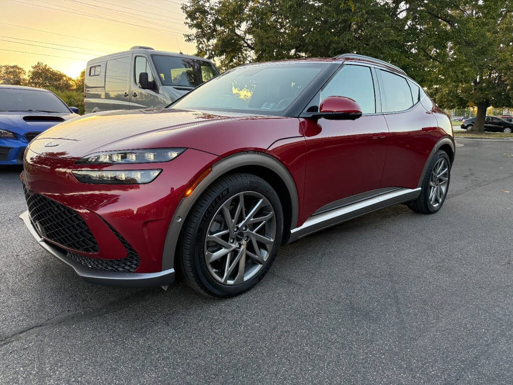 2023 Genesis GV60 Advanced AWD