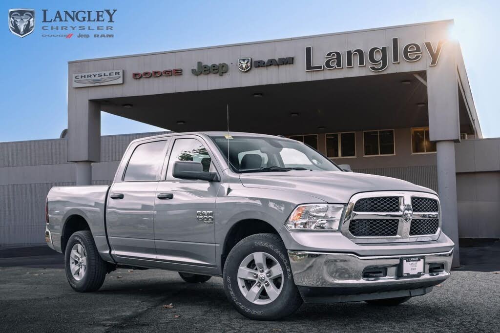 2023 RAM 1500 Classic SLT Crew Cab 4WD