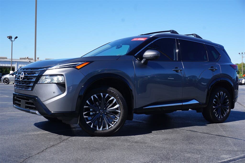 2025 Nissan Rogue Platinum FWD