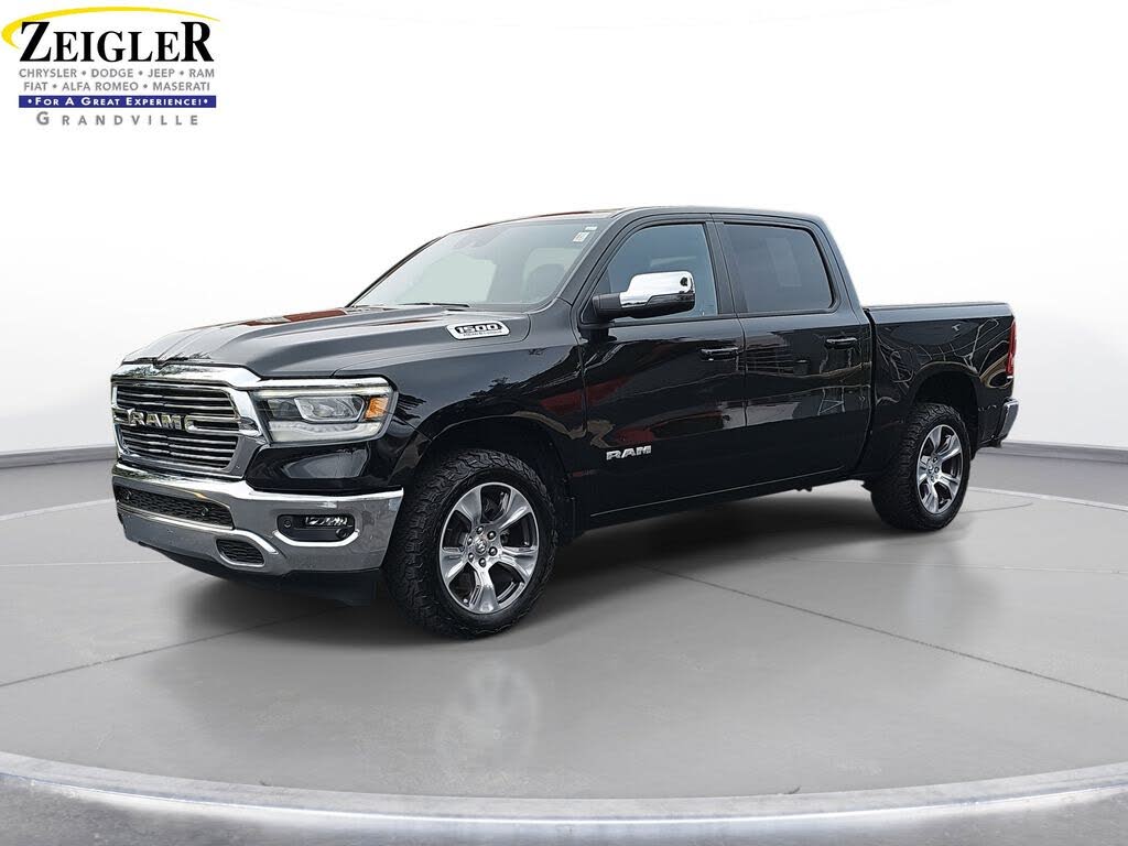2023 RAM 1500 Laramie Crew Cab 4WD