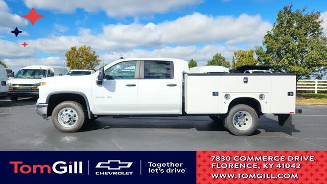 2025 Chevrolet Silverado 3500HD Chassis Work Truck Crew Cab 4WD
