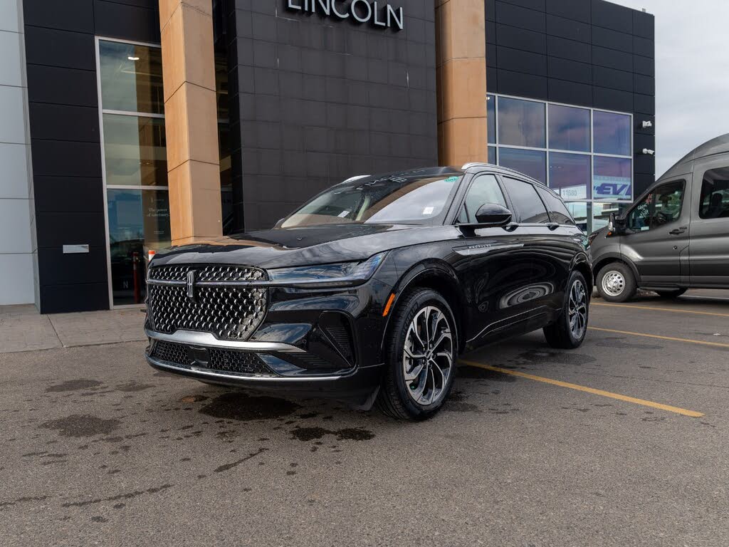 Lincoln Nautilus Reserve AWD 2025