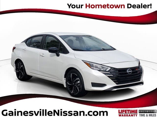 2025 Nissan Versa SR FWD