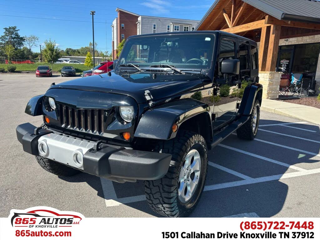 2013 Jeep Wrangler Unlimited Sahara 4WD