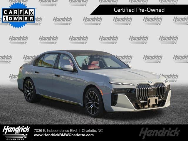 2025 BMW 7 Series 740i RWD