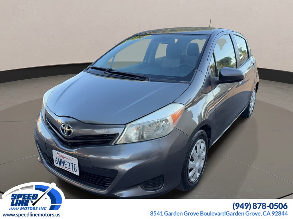 2013 Toyota Yaris LE 2dr Hatchback