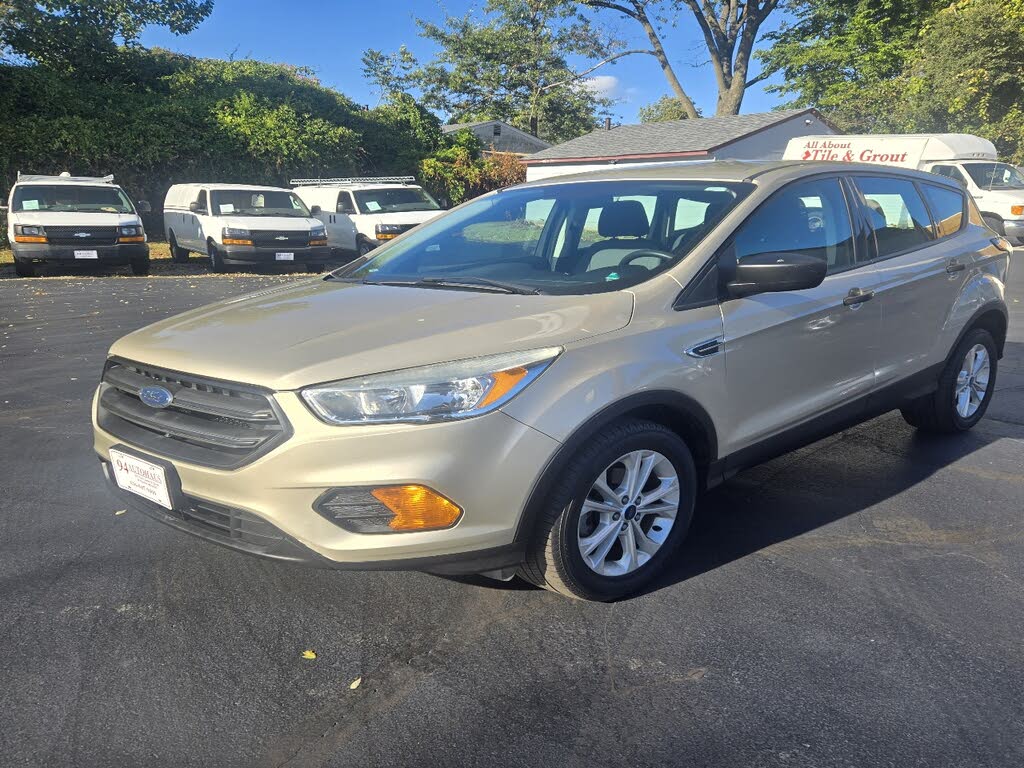 2017 Ford Escape S FWD