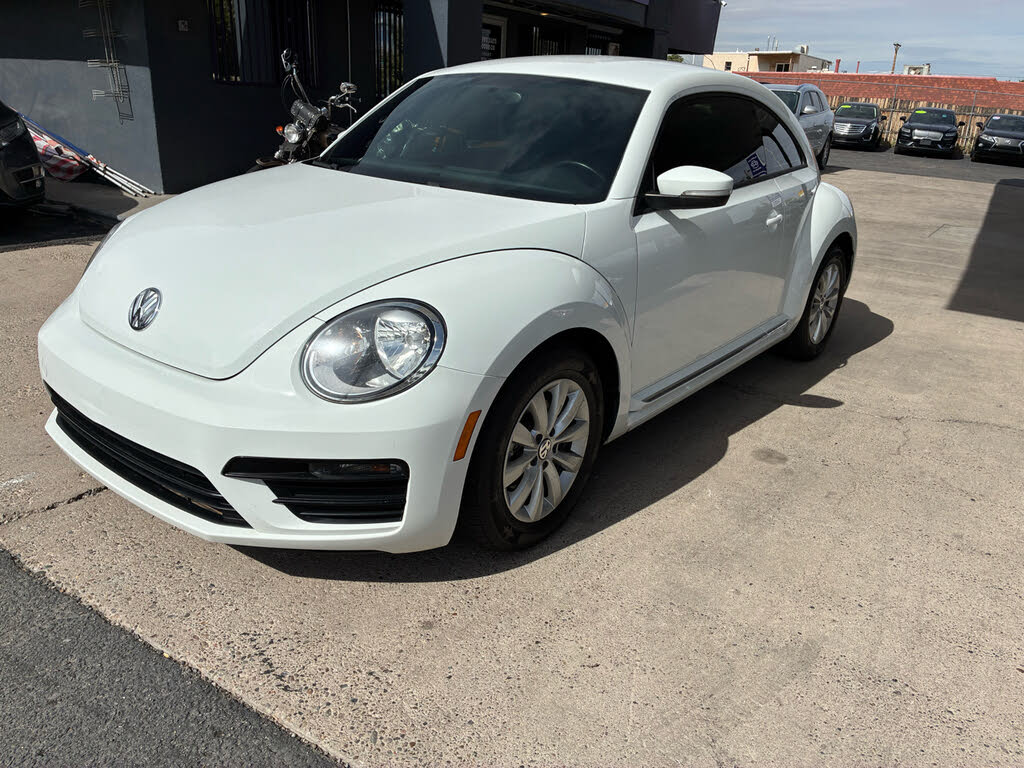 2019 Volkswagen Beetle 2.0T S Hatchback FWD