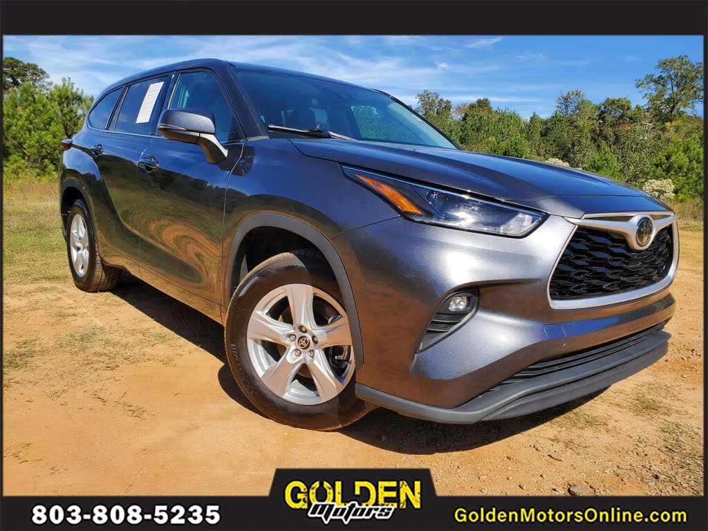 2021 Toyota Highlander LE FWD