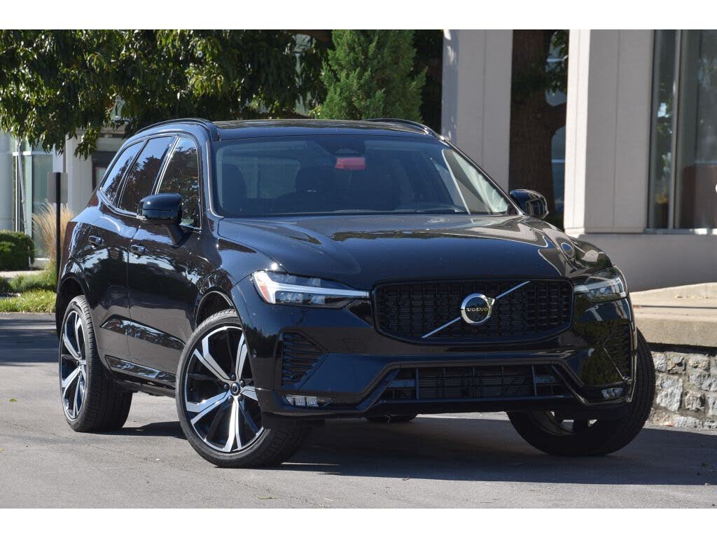 2025 Volvo XC60 B5 Ultra Dark Theme AWD