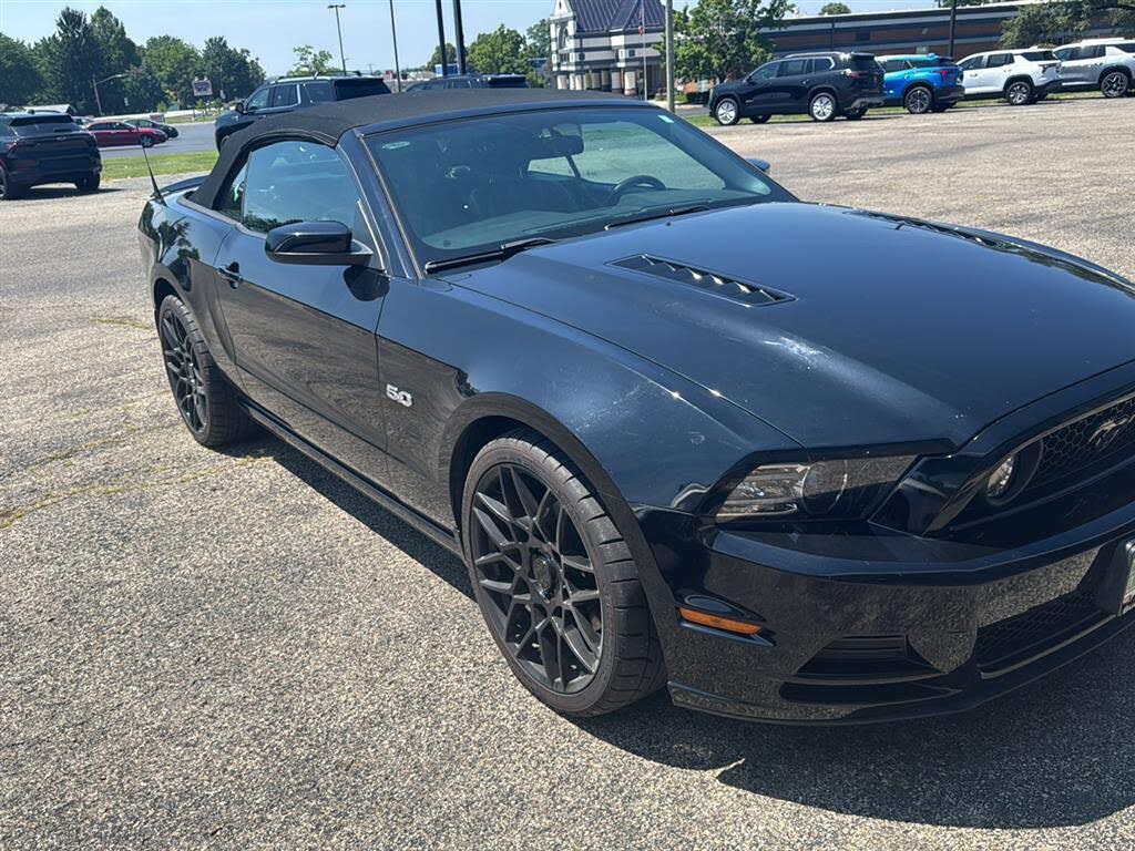2014 Ford Mustang GT Premium Convertible RWD