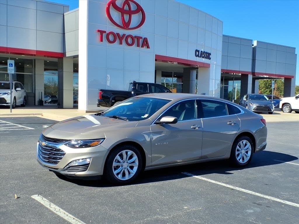 2023 Chevrolet Malibu LT with 1LT FWD