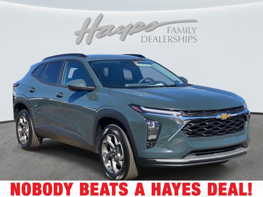 2025 Chevrolet Trax LT FWD