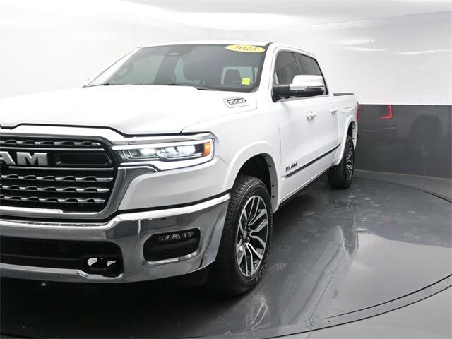 2025 RAM 1500 Limited Crew Cab 4WD