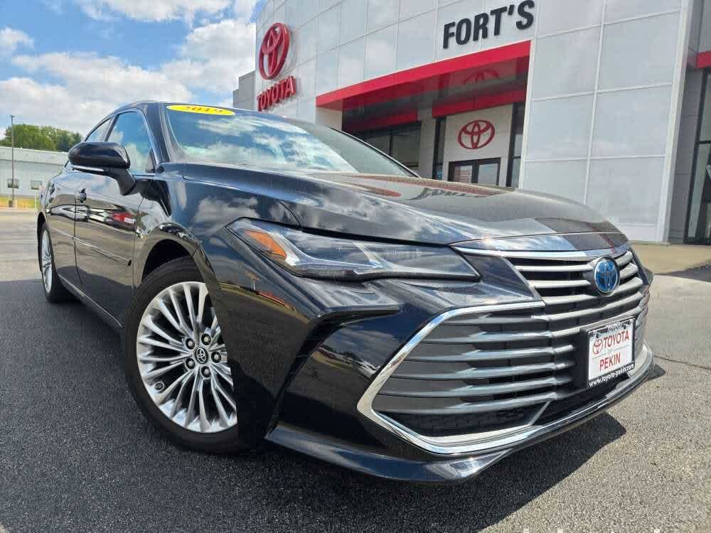 2019 Toyota Avalon Hybrid Limited FWD