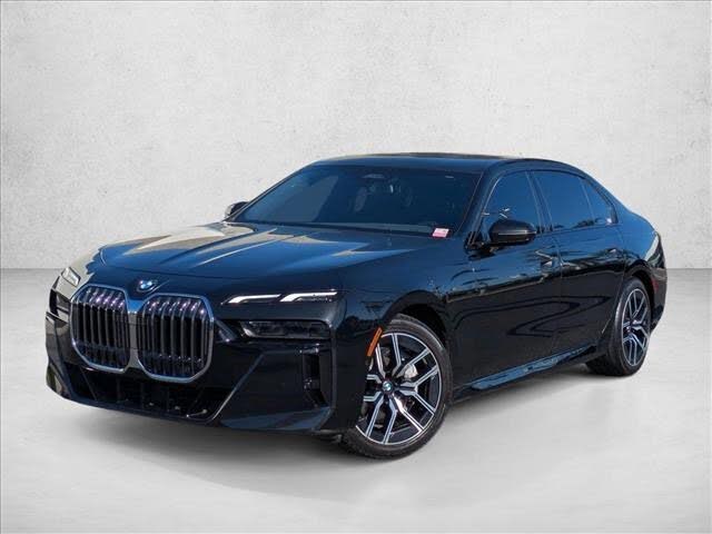 2023 BMW 7 Series 740i RWD
