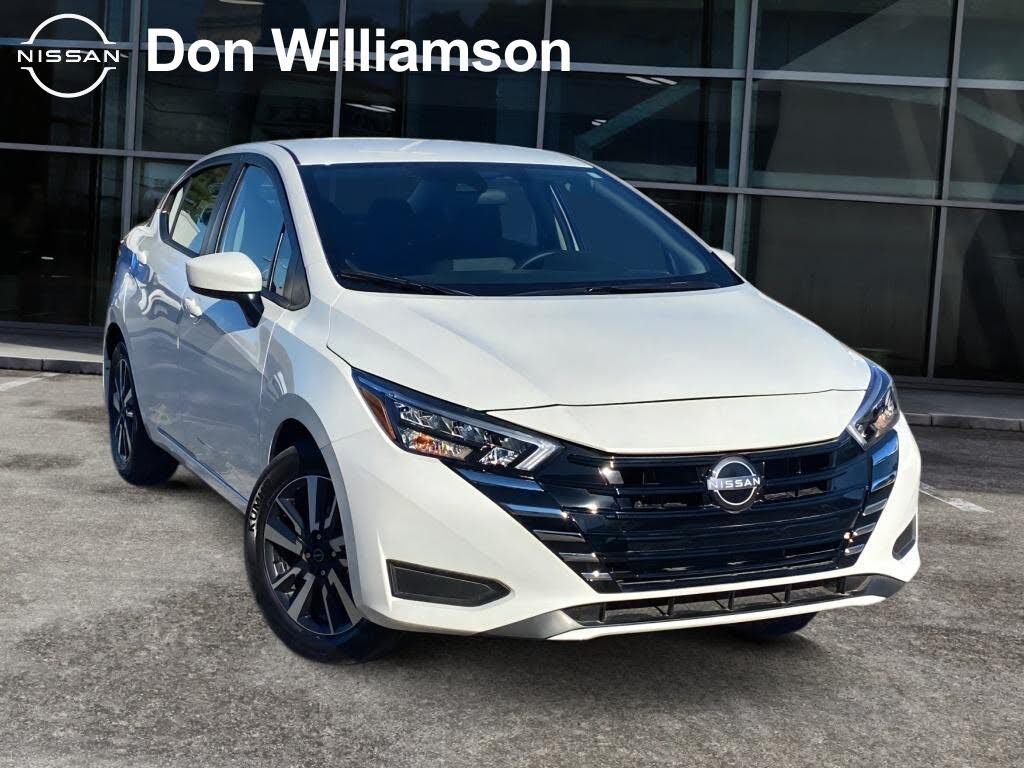 2025 Nissan Versa SV FWD