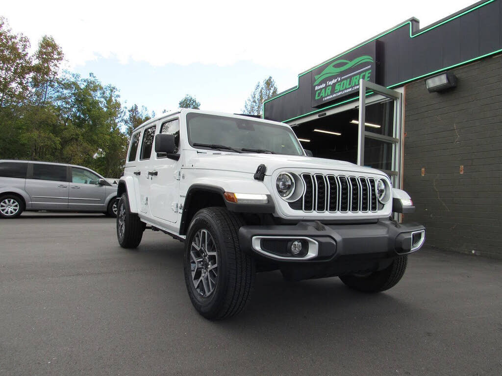 2024 Jeep Wrangler Sahara 4-Door 4WD